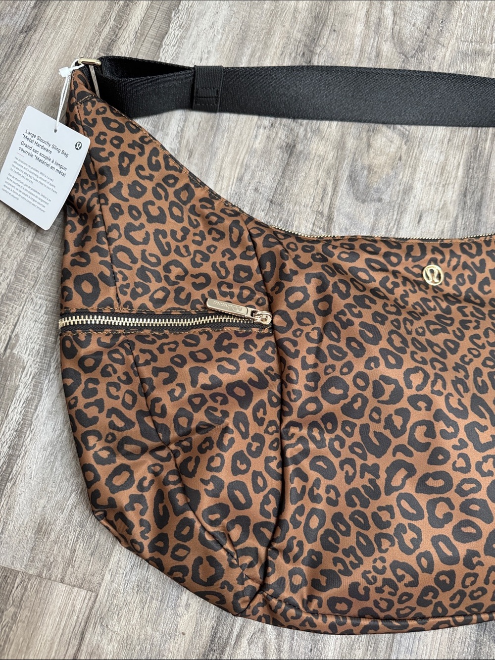 NWT Lululemon Large Slouchy Sling Bag 13L
Metal Hardware Leopard - Picture 3 of 8